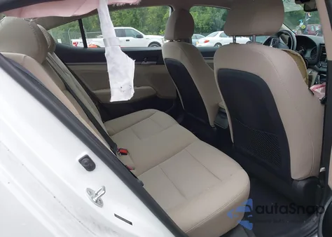 2018 Hyundai Elantra Sel/Value/Limited z USA, uszkodzony, nr VIN 5NPD84LF5JH364968